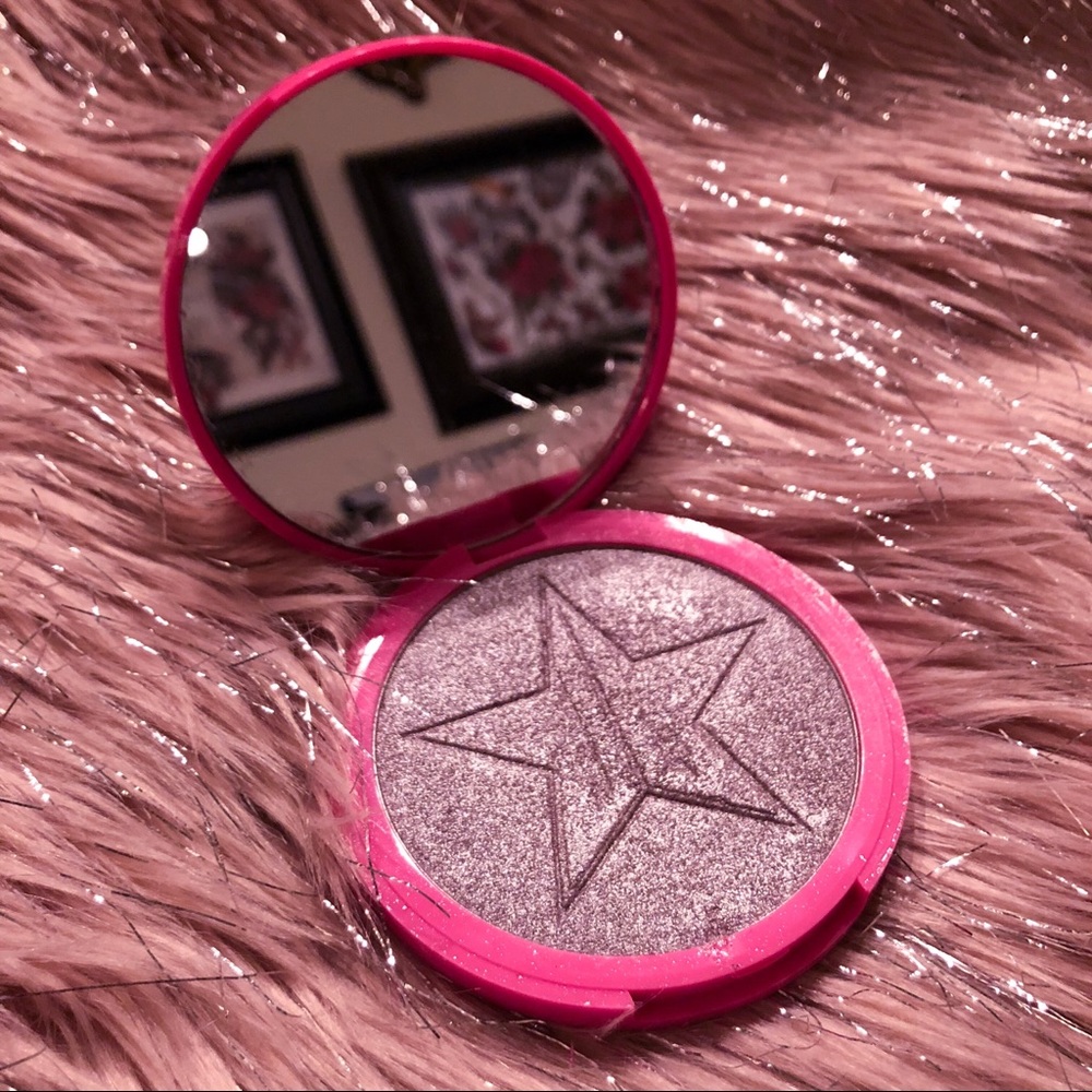Jeffree Star Lavender Snow Skinfrost 💜